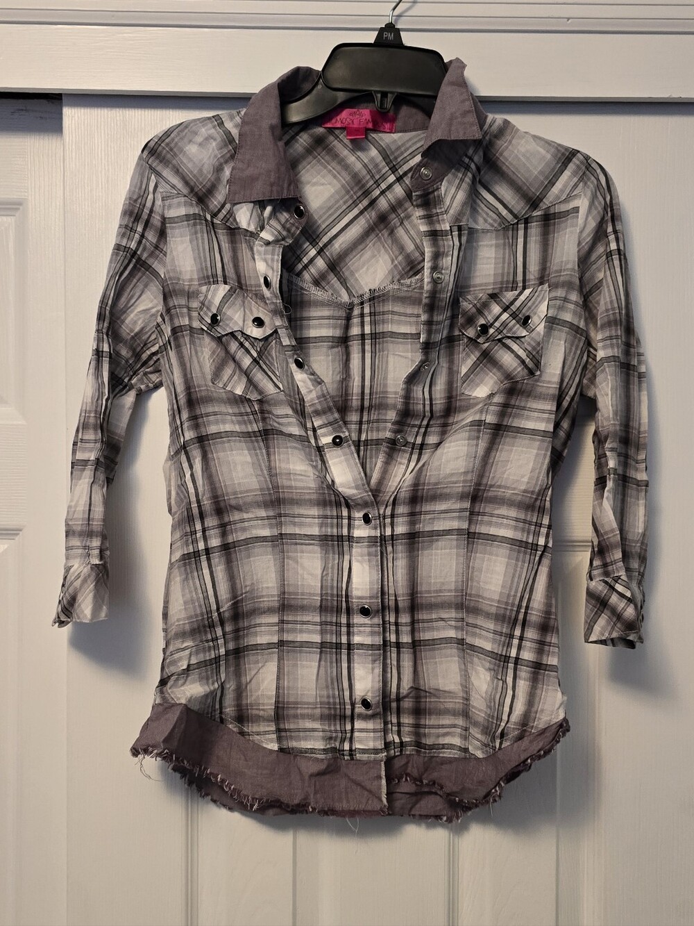 Ladies Plaid Button-Up Quarter Sleeve Shirt